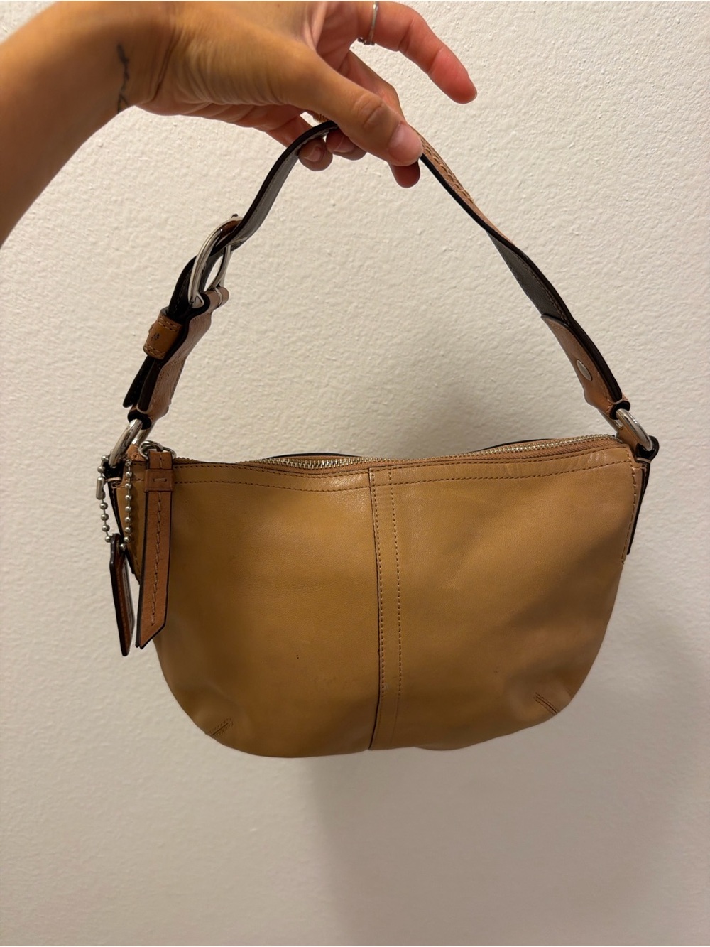 Coach Vintage Tan Leather Shoulder Bag Y2K